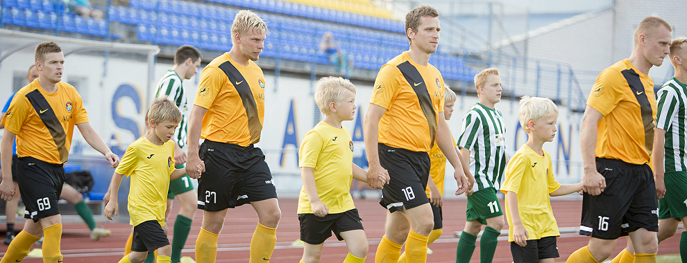 Suureskooriline võit karikas