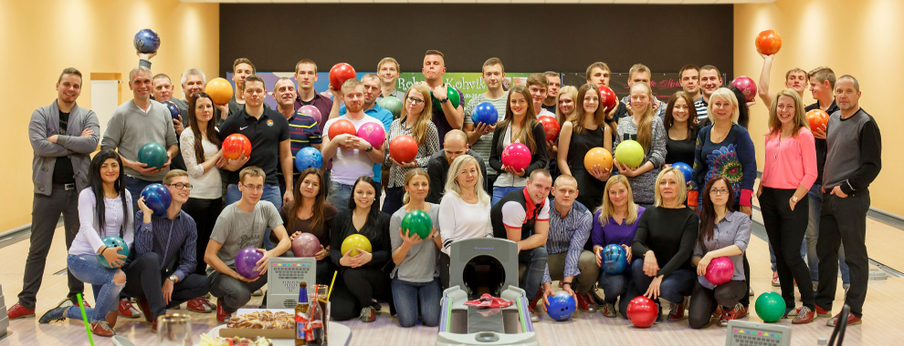 Pullid ja Tarvad ühiselt bowlimas