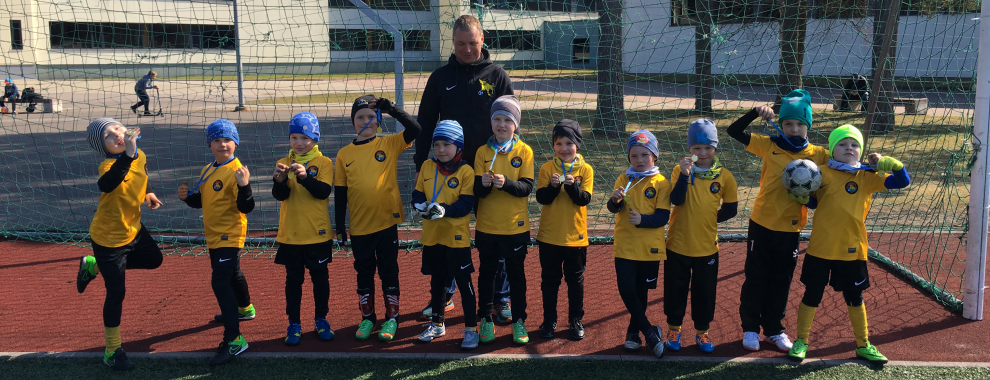 U8 poisid avasid hooaja väravaterohkelt