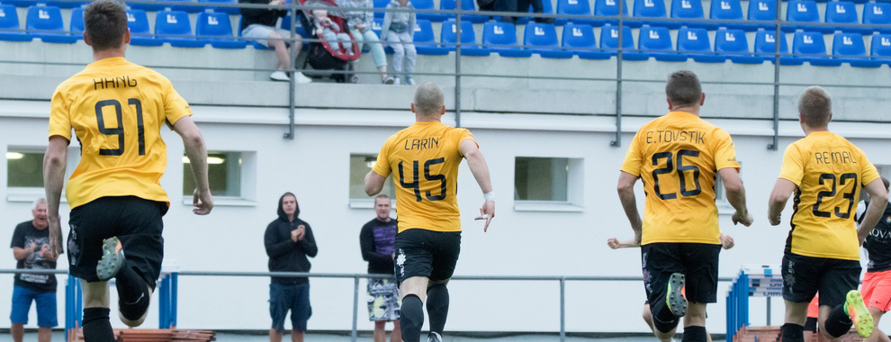 Tarvas alistas pingelises lahingus lähirivaali