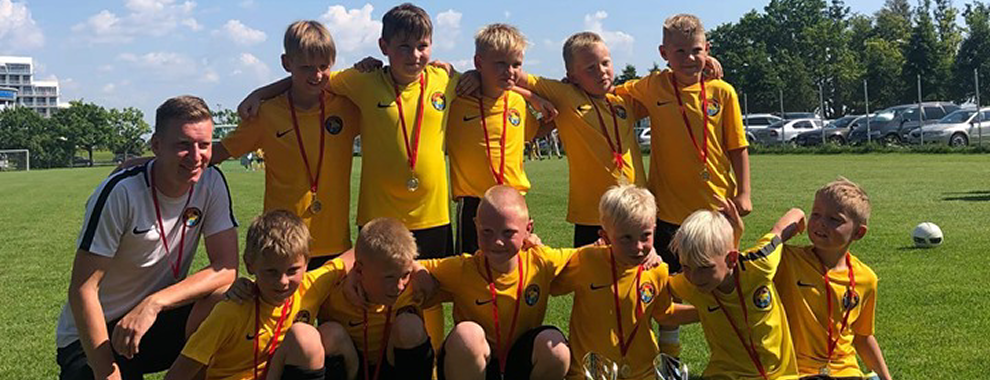 2011 poisid samuti Pärnus võidukad