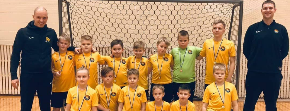 Tarvas U11 Rapla saalikarika hõbe