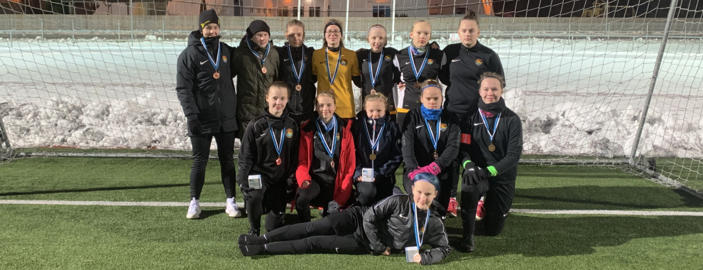 Tarva U17 tüdrukud Viimsis pronksil